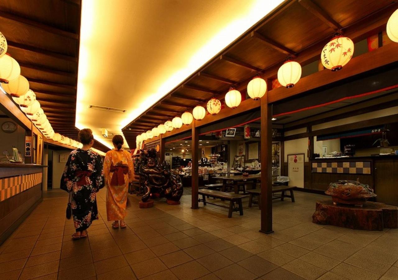 Отель Ikaho Syusuien Shibukawa Экстерьер фото