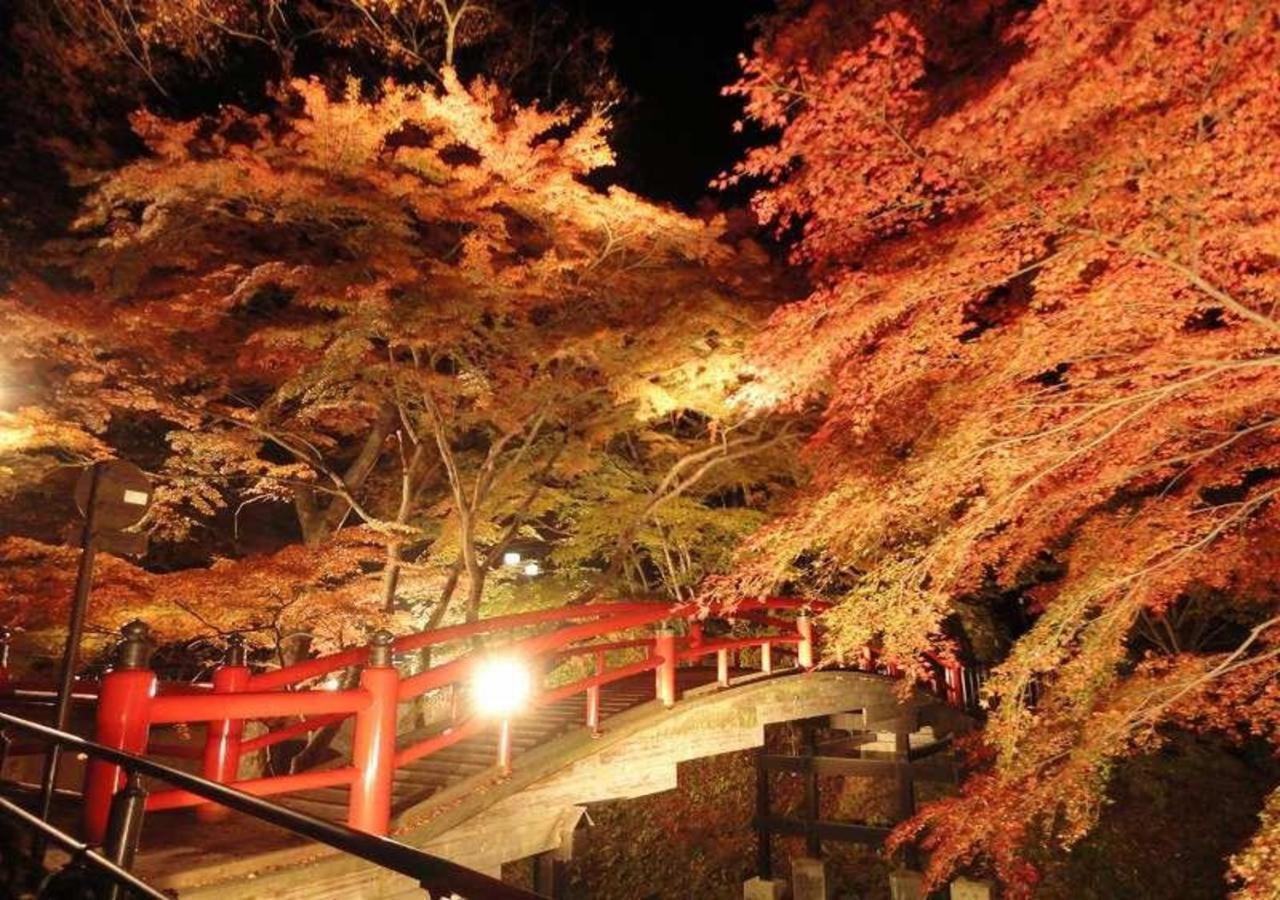 Отель Ikaho Syusuien Shibukawa Экстерьер фото